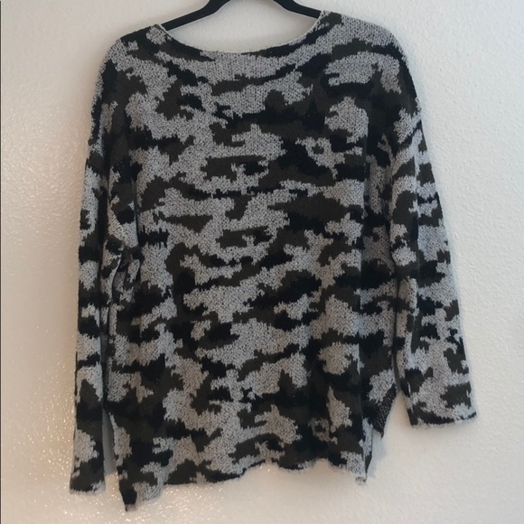 Curio Camo Sweater - Picture 6 of 6